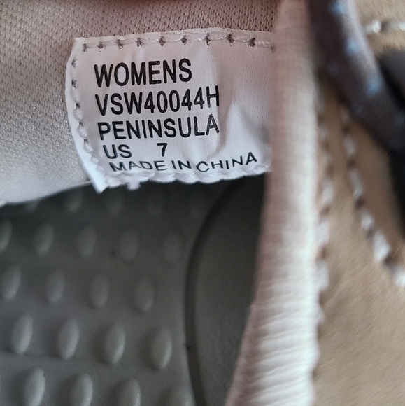 Size 7 Alpine design sandals - Picture 5 of 5